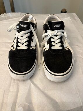VANS Classic Tie up Black Suede Check size 8